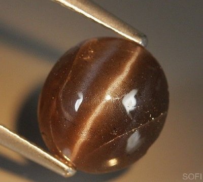 Камень Скаполит натуральный с эффектом кошачьего глаза 3.50 карат арт. 18970